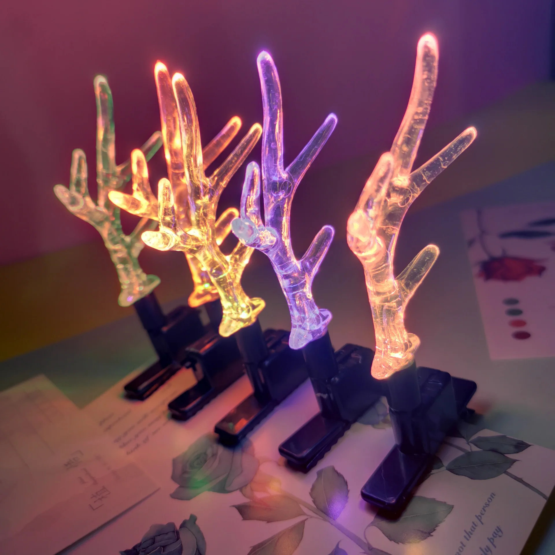 6 шт. Новый шпилька вспышка подарки светодиодный Мультфильм огни светится в