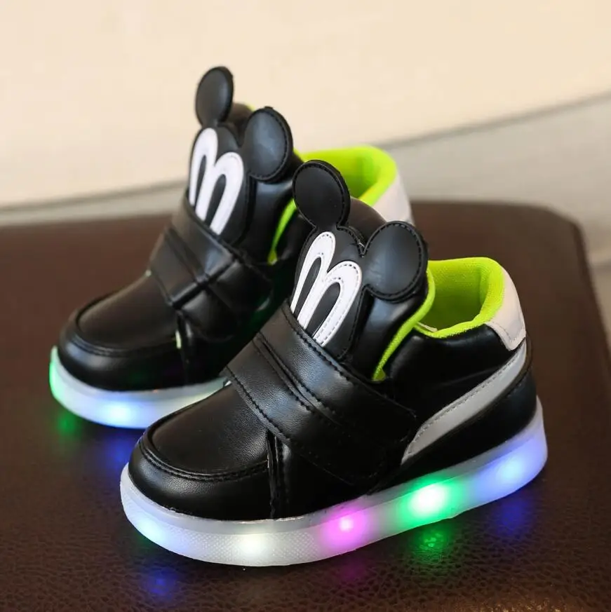 

Children Casual Shoes With Light LED Boys Girls Sneakers 2021 Spring Cartoon Mouse Lighted Sport Shoes Fashion Luminous Boots