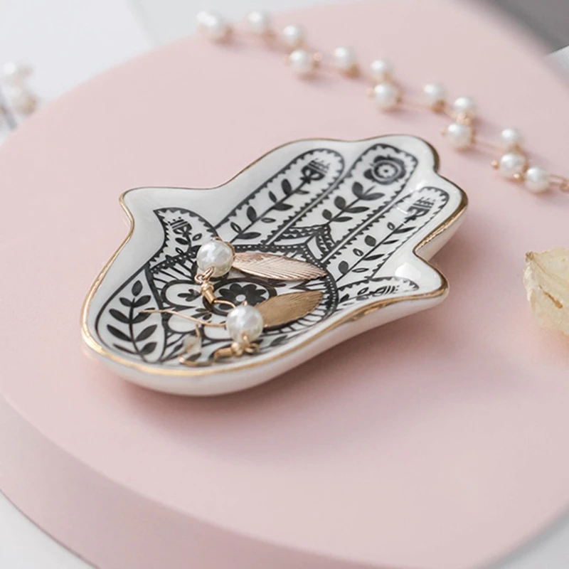 Керамический материал маленькая ручная форма безделушка кольца держатель для