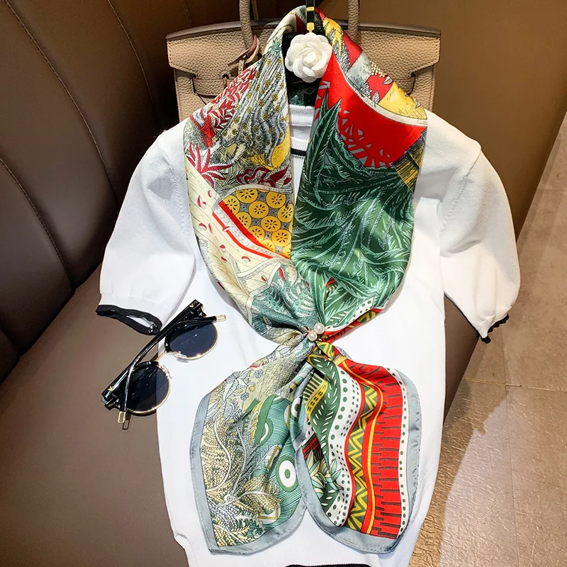 

Fashion Flower Square scarf seaside sunscreen quality shawl tourism Luxury New silk spring and autumn women print silk scarves
