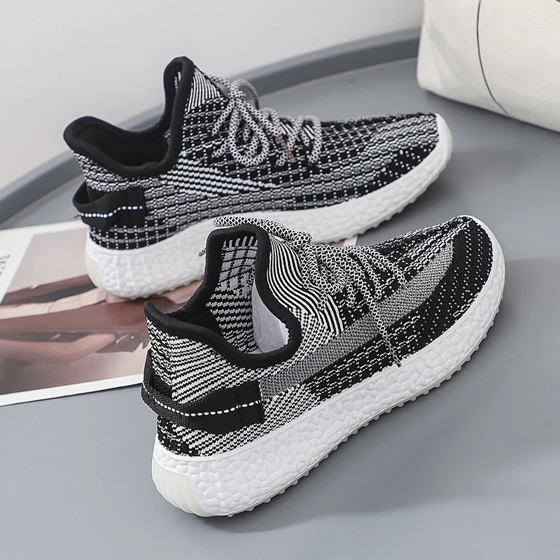 Женские уличные кроссовки на платформе удобная однотонная повседневная обувь