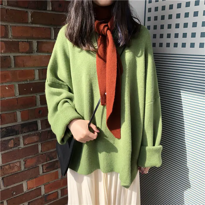 

2019 winter new wild slim pullover solid color split thick loose sweater female student