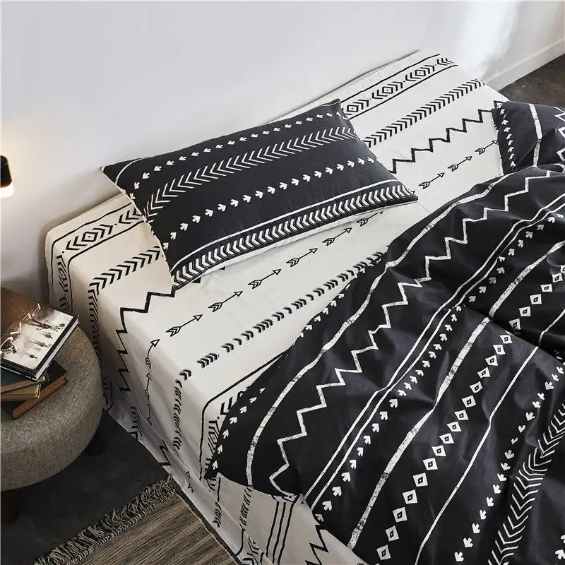 Комплект постельного белья из хлопка классический в полоску черно-белый цвет