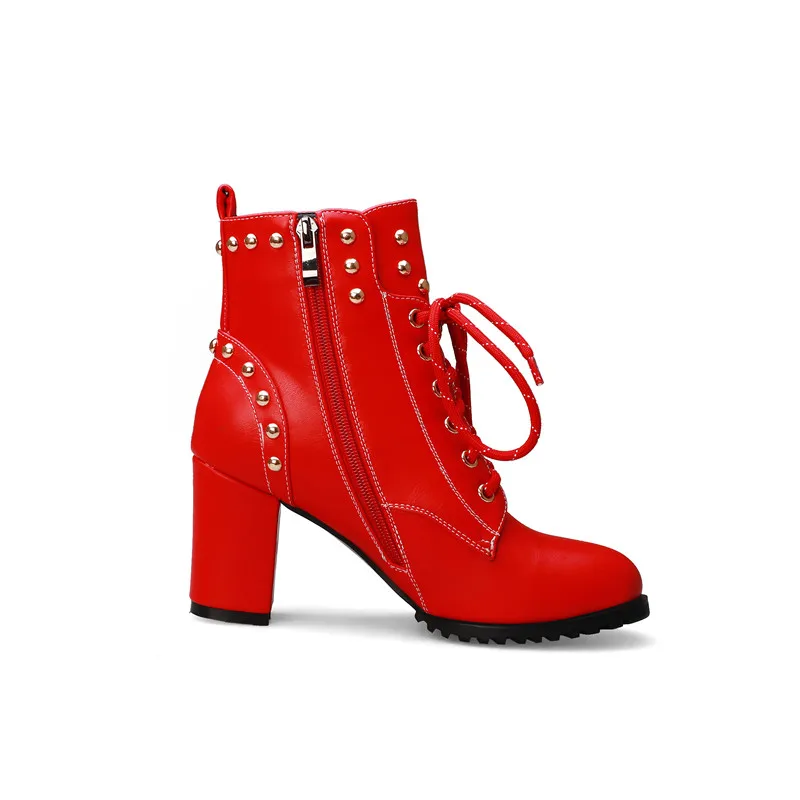 

Plus Size 43 Fashion 2019 Winter Ankle Biker Boots Women Studded Lace Up Block High Heels Red Black Boots Shoes Female