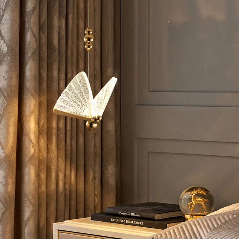 Роскошный декоративный маленький подвесной светильник в форме бабочки 1