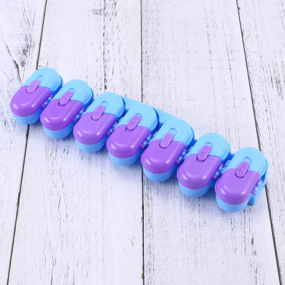 

AM/PM Twice a Day Large Case with 7 Day Travel Containers (Purple)