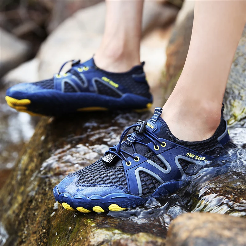 

Summer Men Mesh Shoes Large Size 36-47 Aqua Shoes Men Quick-drying Beach Swimming Shoes Wading Shoes Leisure Sandals Men Shoes