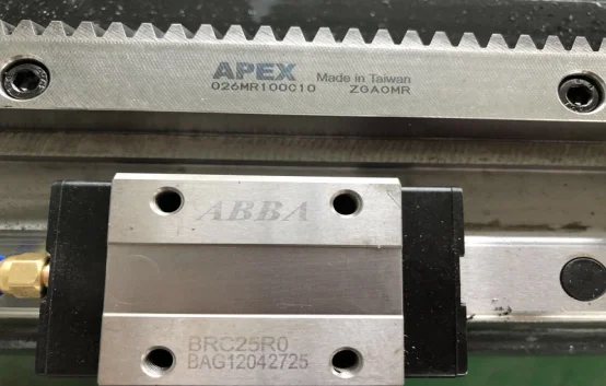 Металлическая пластина круглая трубка 1000 Вт волоконно-лазерная машина Raycus |