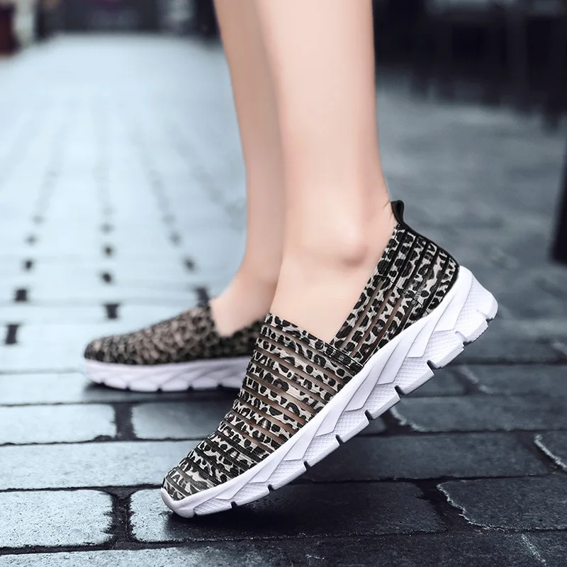 

Кроссовки для женщин на плоской подошве, сетчатые дышащие, без шнуровки, блестящие, Вулканизированная подошва, Повседневная прогулочная об...