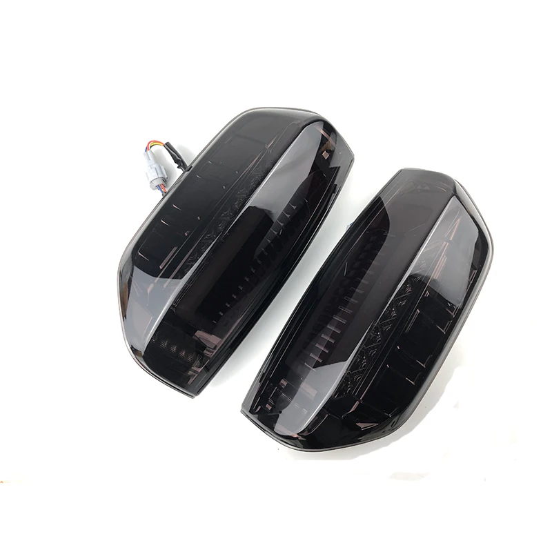 Suitable for Nissan Navara D40 FrontierTail light 2005 Frontier Led tail rear brake turn signal reversing |