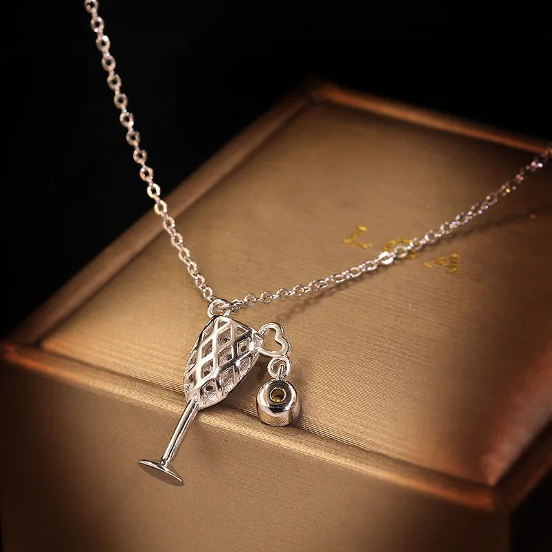 Бокал для вина микро проложить лаборатории с алмазными подвесками Замшевые