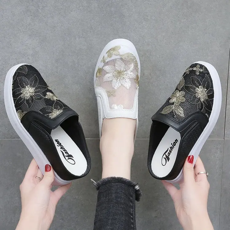 

Женские туфли-лоферы с закрытым носком, из ПУ кожи