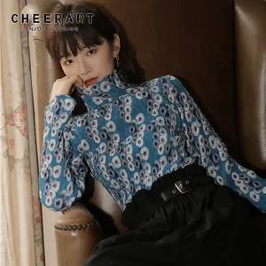Женская блузка с длинным рукавом CHEERART, синяя драпированная водолазка с цветочным принтом маргариток, повседневные топы, одежда