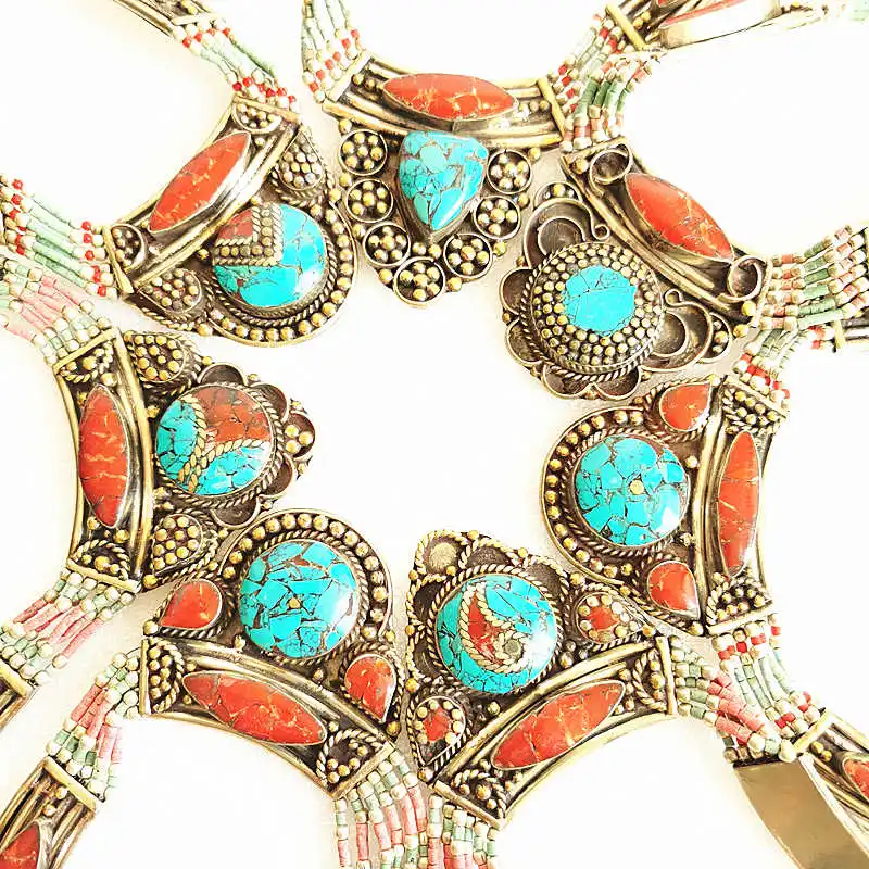 Непальское индийское медное инкрустированное цветное каменное ожерелье