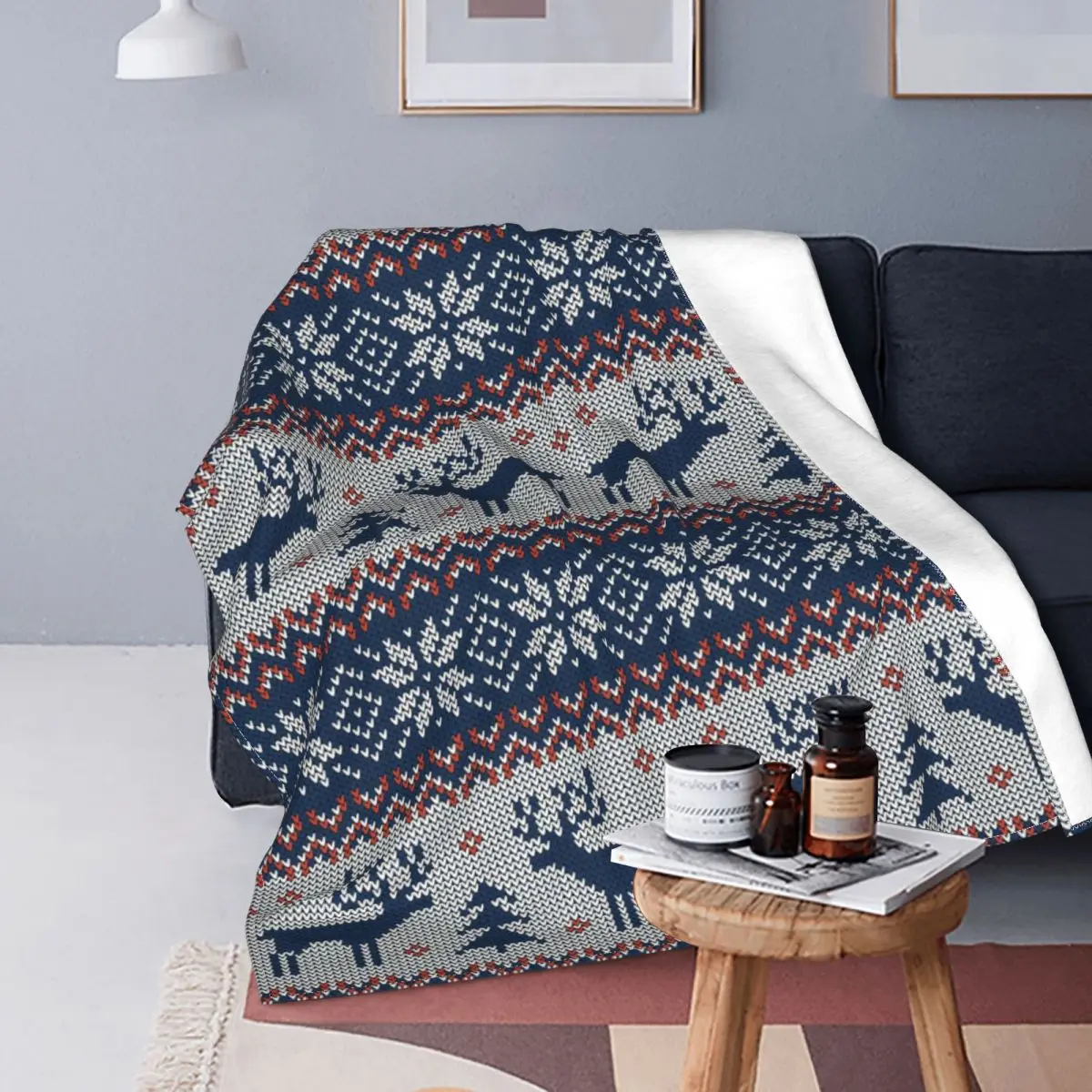 

Traditional Deer Knitted Blankets Fleece Vintage Christmas Ugly Sweater Pattern Warm Throw Blankets for Car Sofa Couch Bed Rug