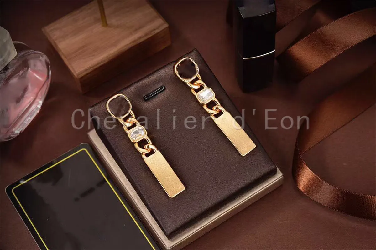 

Chevalier d'Eon New Design Gold Color Square Drop Earrings For Women Geometric Dangle Statement Earrings Trendy Boho Jewelry