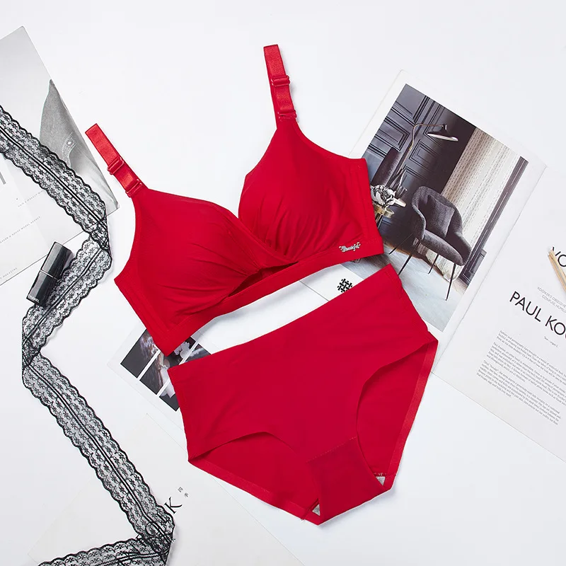

Women's Intimates