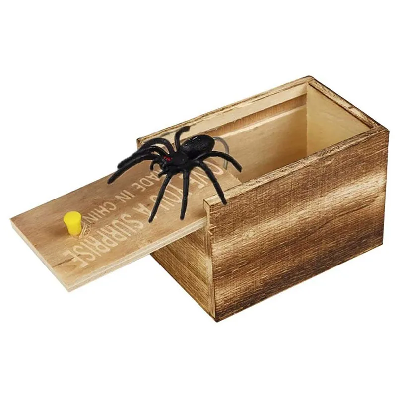 

1pc Scorpion Spider Scare Prank Box Wooden Surprise Box Halloween Decoration Fun Surprise Joke Boxes Practical Handmade Toy Boy