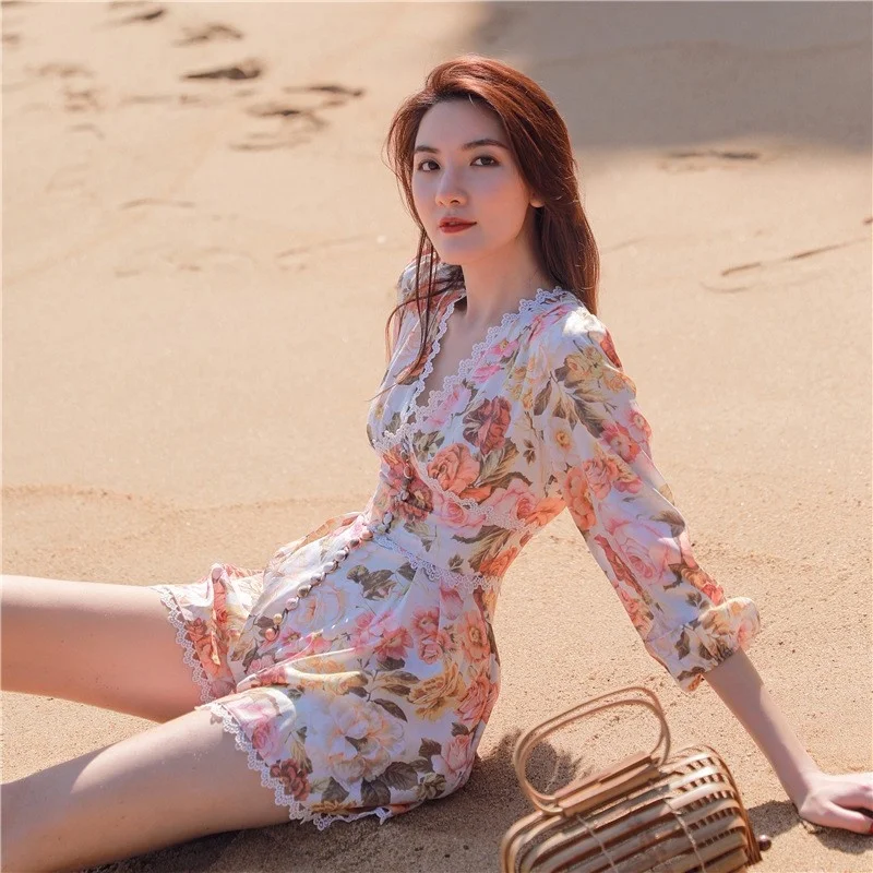 Женский кружевной комбинезон с V-образным вырезом и длинным рукавом