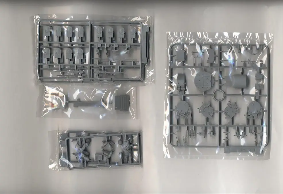 Модель из пластика DRAGON 6381 1/35 M16 для разных моделей каретки пистолета