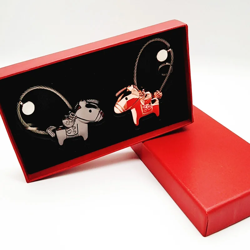 

Couple Keychain, Get Money Right Away, Keychains, Creative Personality, Metal Cute Gifts, Car Keyrings Pendant With Magnet
