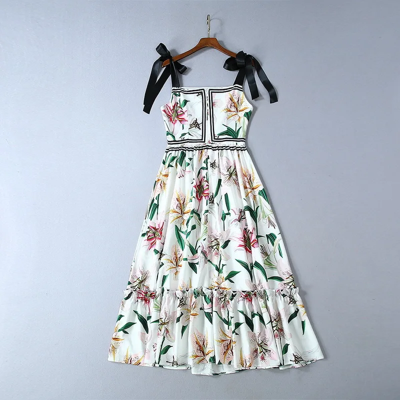 Женское платье на бретелях спагетти модельное Привлекательное средней длины с