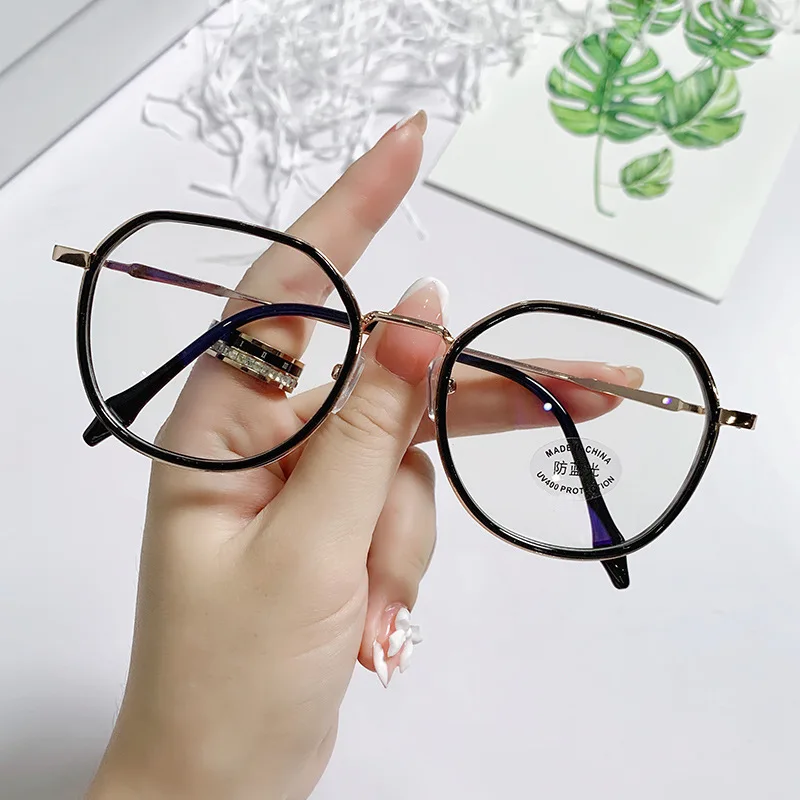 

2021 New Fashion Anti-Blue Light Women Eyewear Retro Myopia Men Eyeglasses Frame Trend Optical Computer Universal Eye Glasses
