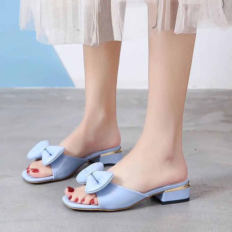 

Summer New Sweet Beauty Slippers Casual Simple Fashion Wild Bow Decoration Cute Thick Heel Women Slippers 2021