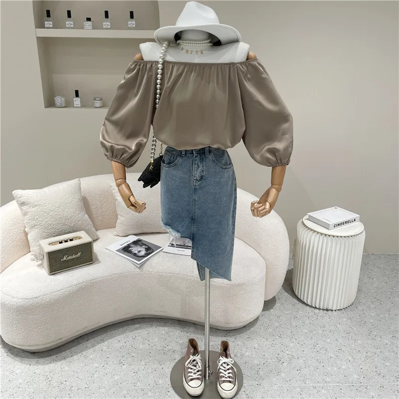 

Women's Spring Summer 2021 Fashion Versatile loose and thin solid color top Design off shoulder shirt