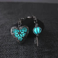 2 pcs set dark glowing key to my heart pendant keychain key ring gift for best friends couples halloween jewelry wholesale