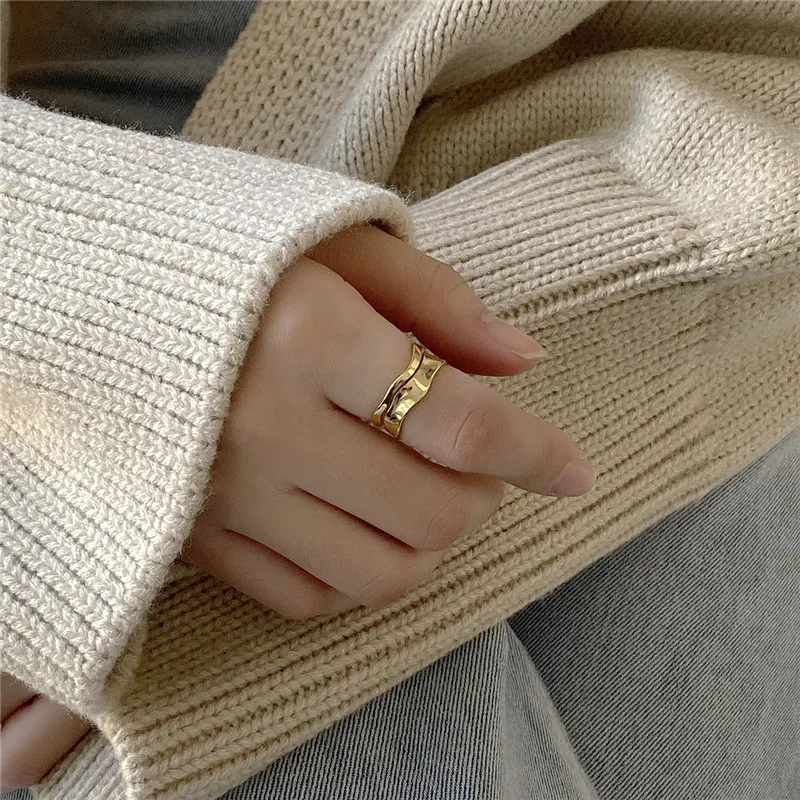

RUIYI Euroepan American Minimalism Fashionable 925 Sterling Silver Gold Rings Women Unique Wave Curve Warping Open Rings 2020