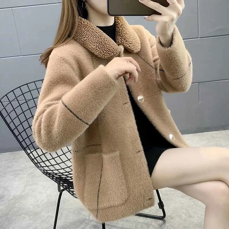 

2021 spring and autumn fashion new imitation mink velvet long-sleeved lapel jacket women loose western style casual cardigan