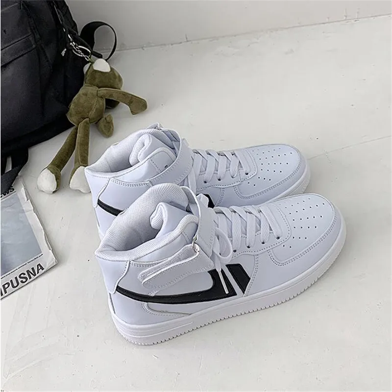 

2021 Autumn Winter New Women's High-Top Sneakers No decoration Fashion Increased Women's Platform Casual Shoes Couple Sneakers