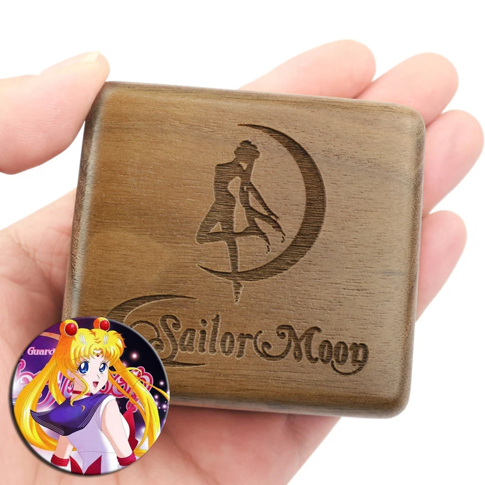 Деревянная музыкальная шкатулка Сейлор Мун Sinzyo деревянная с резным механизмом
