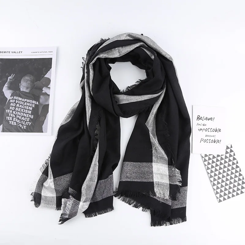 

Spring and Summer Simple Casual Black Plaid New Fashion Tassel Scarf Dual-use Beach Beach Shading Decorate Outdoor Scarf Shawl