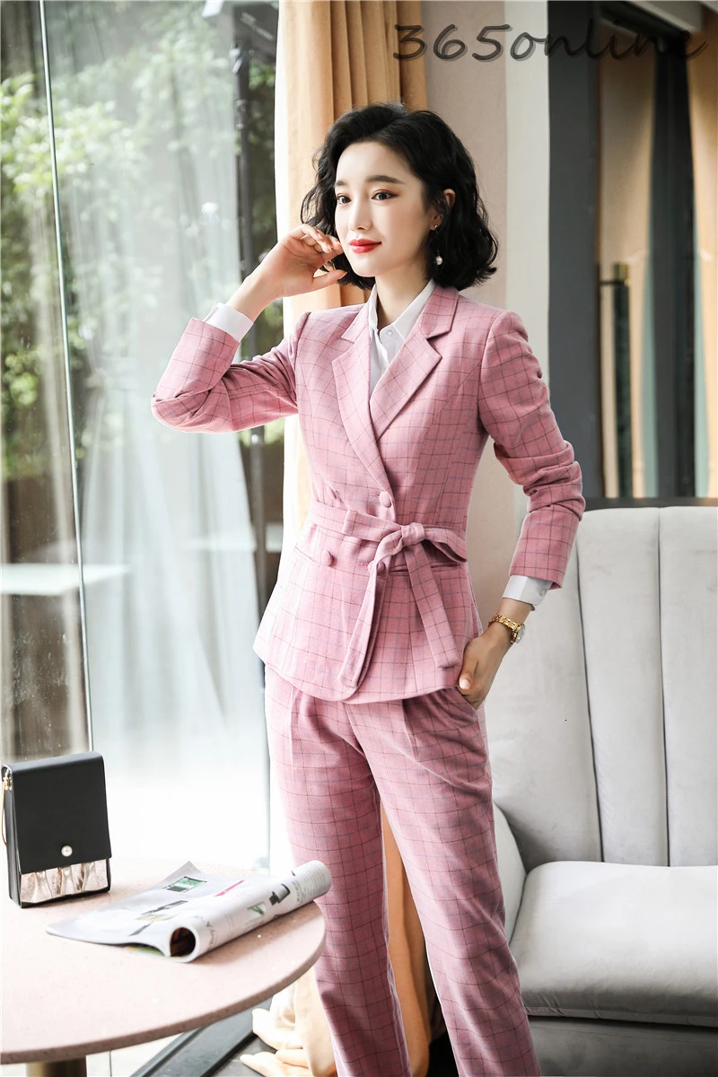 Формальные женские деловые костюмы с брюками и пиджаками пальто