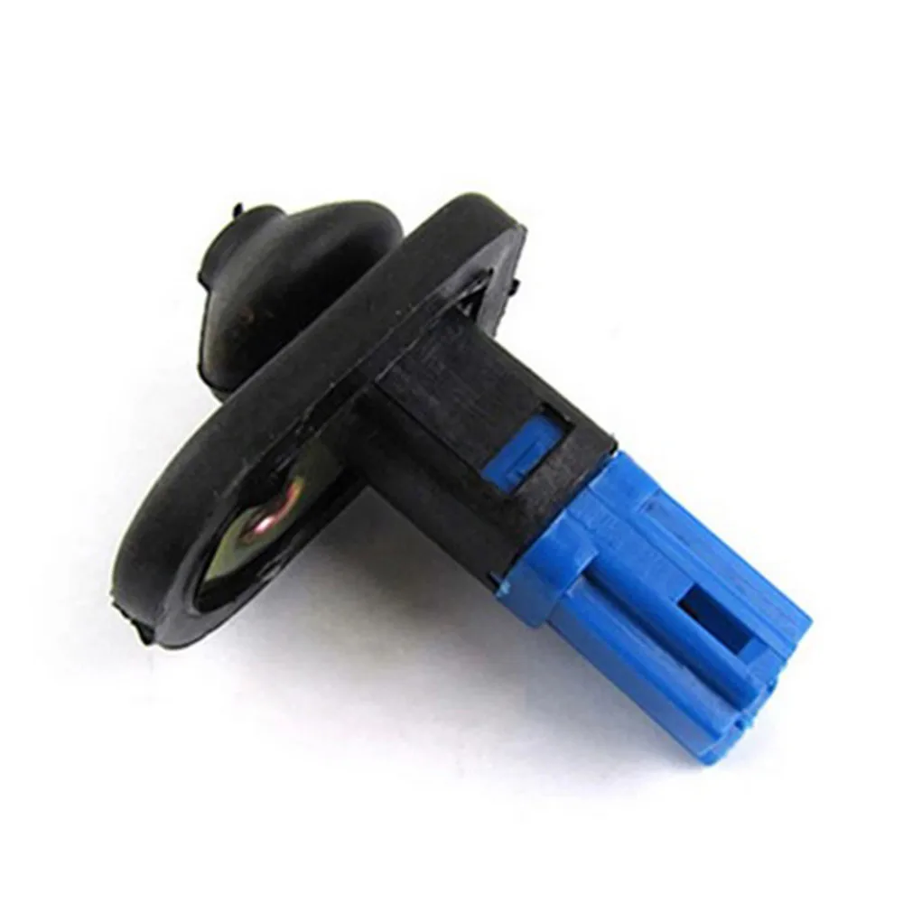 

MB861149 1Pin DOOR LAMP LIGHT SWITCH Parts ( BLACK/BLUE PLUG) 1 Pieces