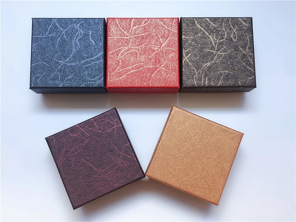 Модная роскошная коробка для украшений с квадратным полосатым узором кольцо