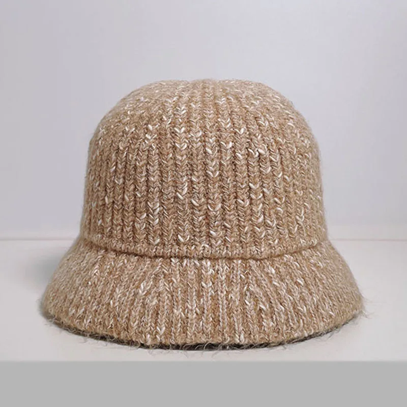 

2021 new Women's Bright silk blended Winter Bucket Hat Plush Warm Hat Fashion Furry Outdoor Fisherman's Hat