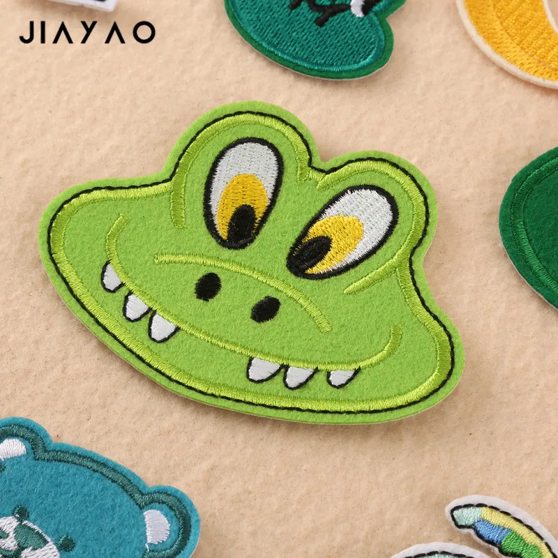 Вышитая наклейка Мультяшные термоклейкие наклейки для одежды с лягушкой