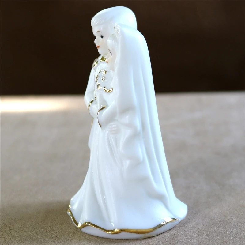 Напоминающая фарфоровая Свадебная пара миниатюрная керамическая статуэтка