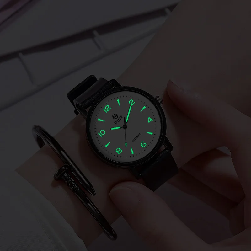 

Waterproof Male and Female Student Watch Led Luminous Watch Literary European and American Retro Trend Explosive Watch