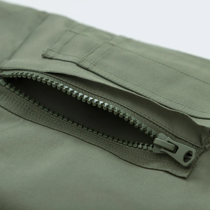 

Men Bomber Jacket Men Baseball Jacket Zip Pocket Sleeve Men Waterproof Zip Jacket with Front Pocket Fashion