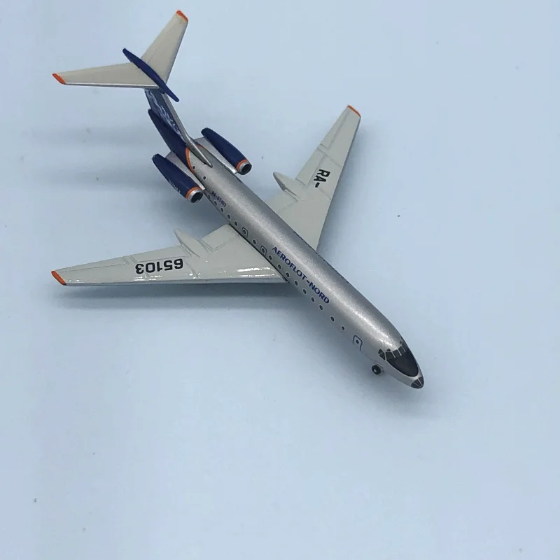 

Diecast 1:500 Scale TU-134 Russian Aviation Simulation Alloy Aircraft Passenger Aircraft Model Collection Souvenir Ornaments