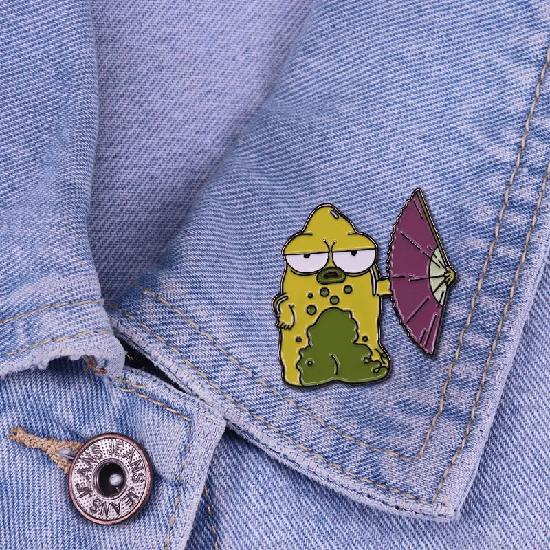 

PF088 Dongmanli Funny Pupa Enamel Pin Anime Brooches Bag Lapel Pin Cartoon Holiday Badge Jewelry Gift for Kids Friends
