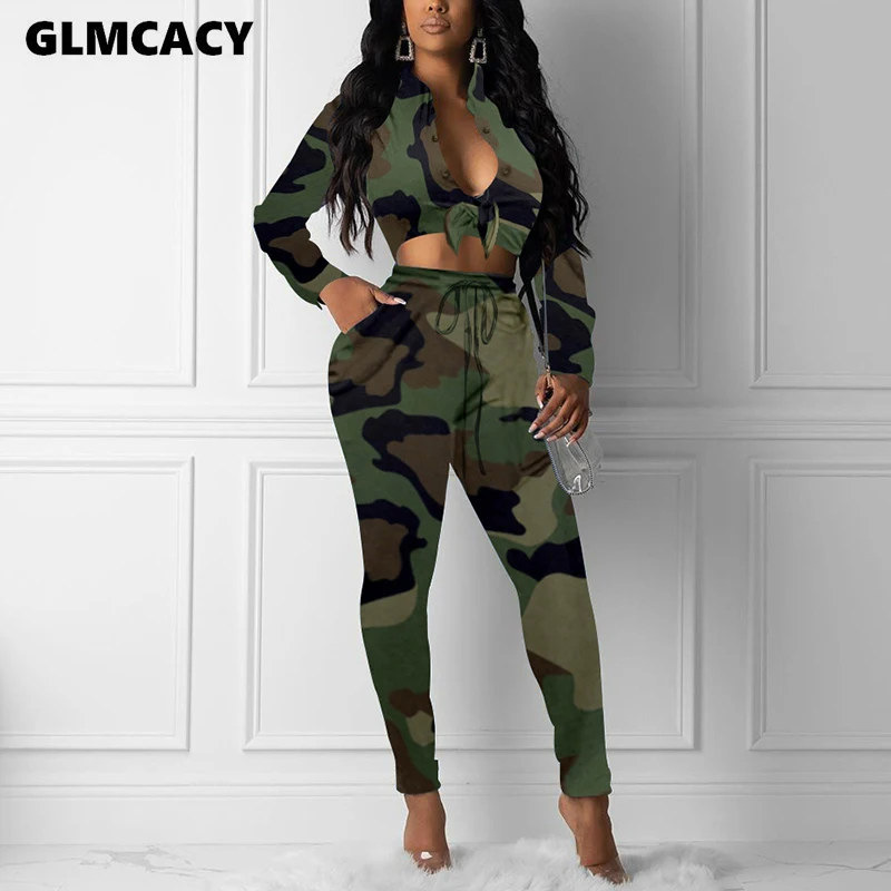 Женский Камуфляжный комплект из рубашки на пуговицах и длинных брюк| |