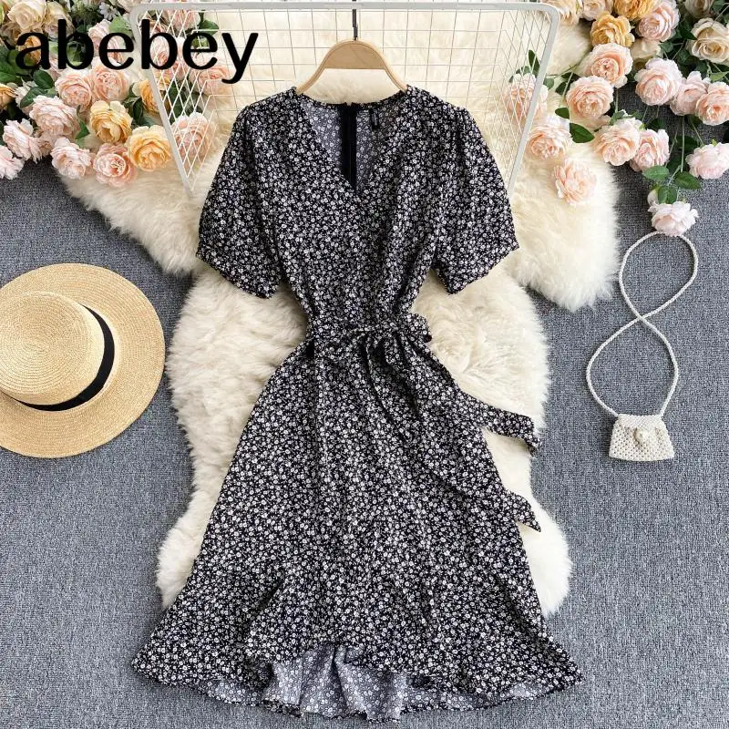 

Women Bohemian Floral Dress Korean Short Sleeve V Neck A-line Dress Summer Fashion Irregular Ruffles Print Wrap Dress