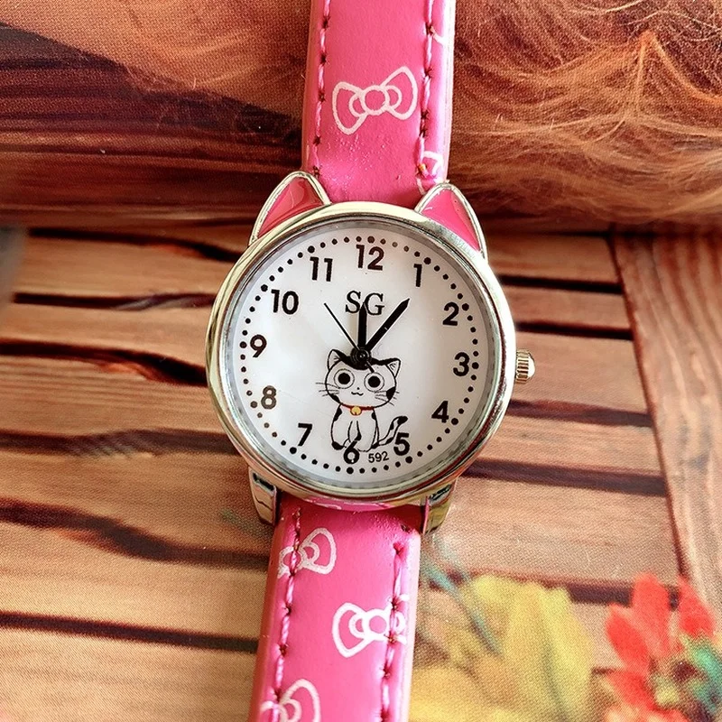 

New cute cartoon Kids Watch Boys and girls quartz watch for 2022