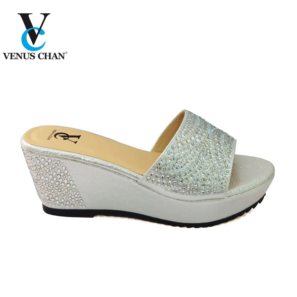 

Шлепанцы женские на плоской подошве, ПУ кожа, повседневные сандалии, однотонные, без застежки, римские, белые, серебристые, лето 2021