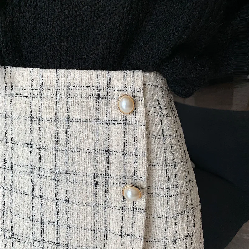 

Korean Lady Trumpet Skirt Female Autumn High Waist Plaid Mini Skirt Vintage Casual Women Plaid Skirts Chic Buttons